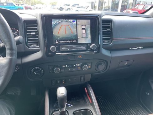 Used 2023 Nissan Frontier PRO-4X w/ Pro-4X Premium Package image 12