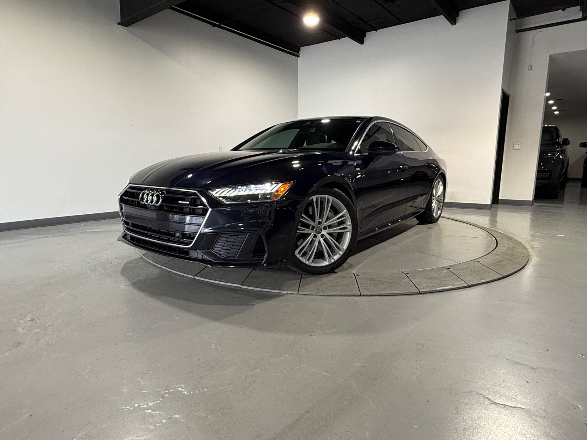 Used 2019 Audi A7 3.0T Premium Plus w/ Premium Plus Package AWD/4WD image 2