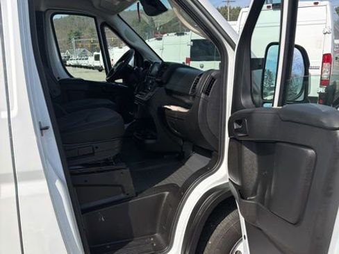 Used 2023 RAM ProMaster 3500 FWD image 3