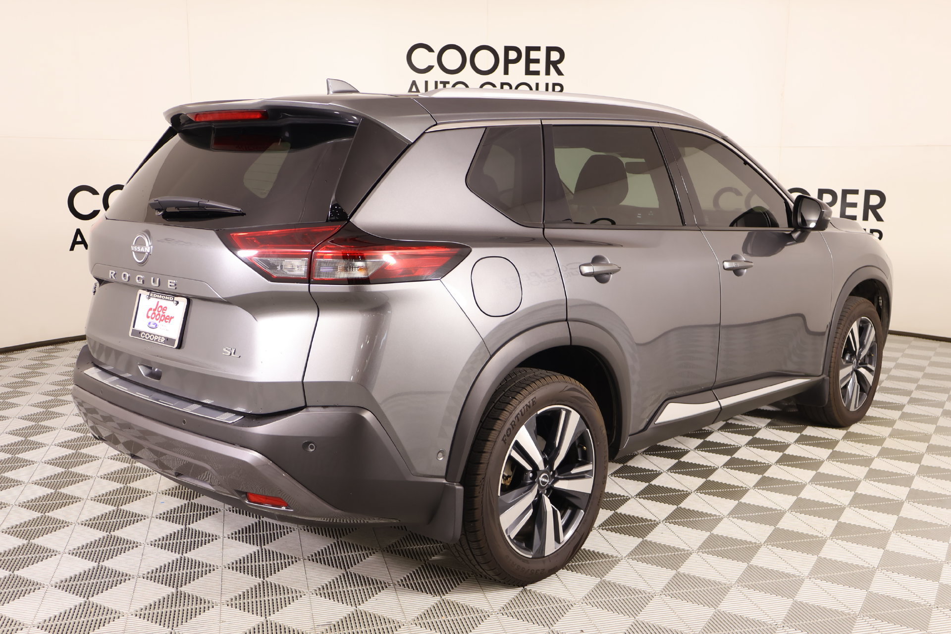 Used 2023 Nissan Rogue SL w/ SL Premium Package FWD image 22