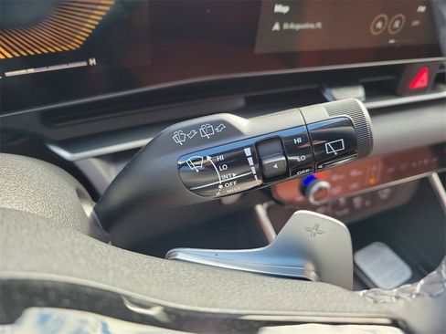 New 2026 Kia Carnival EX image 30