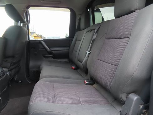 Used 2012 Nissan Titan SV w/ SV Value Truck Pkg image 27