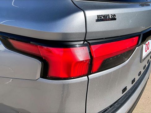 Used 2025 Toyota Sequoia SR5 image 27