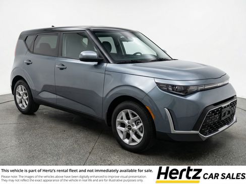 Used 2025 Kia Soul LX w/ LX Technology Package FWD image 1