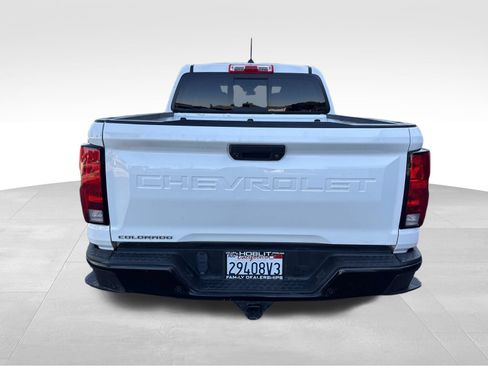 Used 2023 Chevrolet Colorado W/T w/ Advanced Trailering Package AWD/4WD image 4