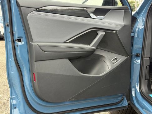 New 2026 Volkswagen Tiguan SE R-Line FWD image 22