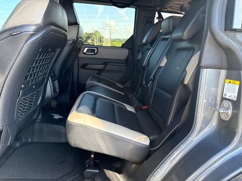 Used 2025 Ford Bronco Big Bend w/ Black Diamond Package AWD/4WD image 9