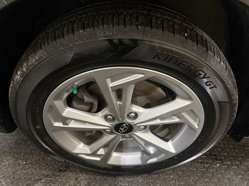 Used 2023 Hyundai Kona SEL image 18