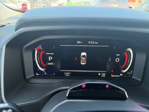Used 2025 Nissan Rogue SL w/ Tech Package AWD/4WD image 20
