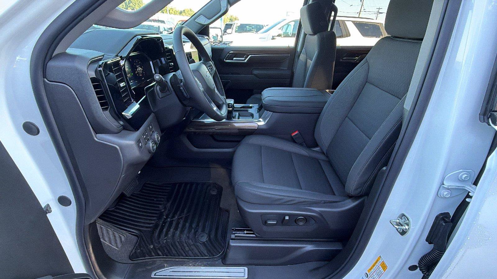 New 2026 Chevrolet Silverado 1500 RST w/ Convenience Package II AWD/4WD image 16