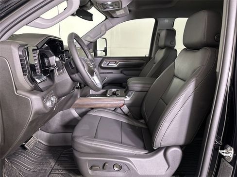 New 2026 GMC Sierra 2500 SLT w/ SLT Premium Package image 19
