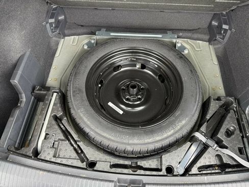 Used 2020 Volkswagen Tiguan S AWD/4WD image 44