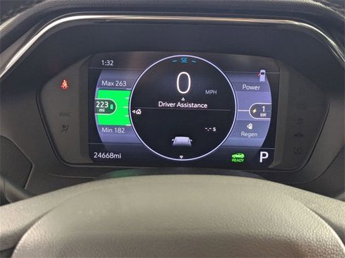 Certified 2023 Chevrolet Bolt EUV LT w/ Convenience Package image 18