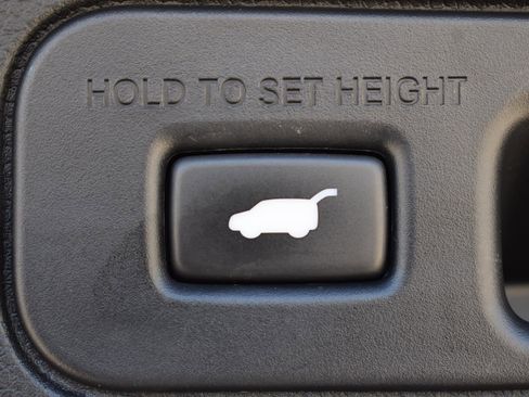 Used 2023 Honda Pilot Elite image 18