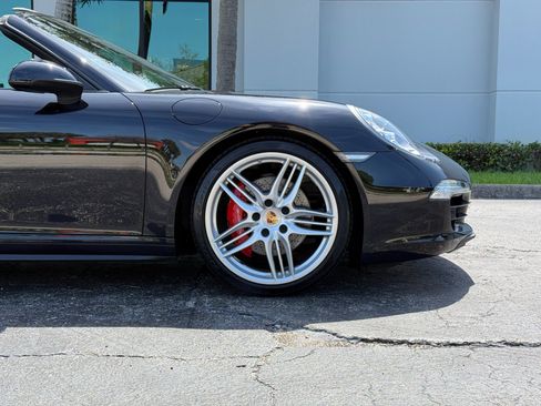 Used 2016 Porsche 911 Targa 4S AWD/4WD image 3