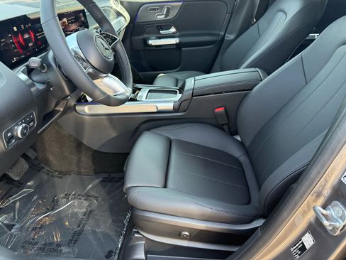 Certified 2026 Mercedes-Benz GLB 250 GLB 250 image 10