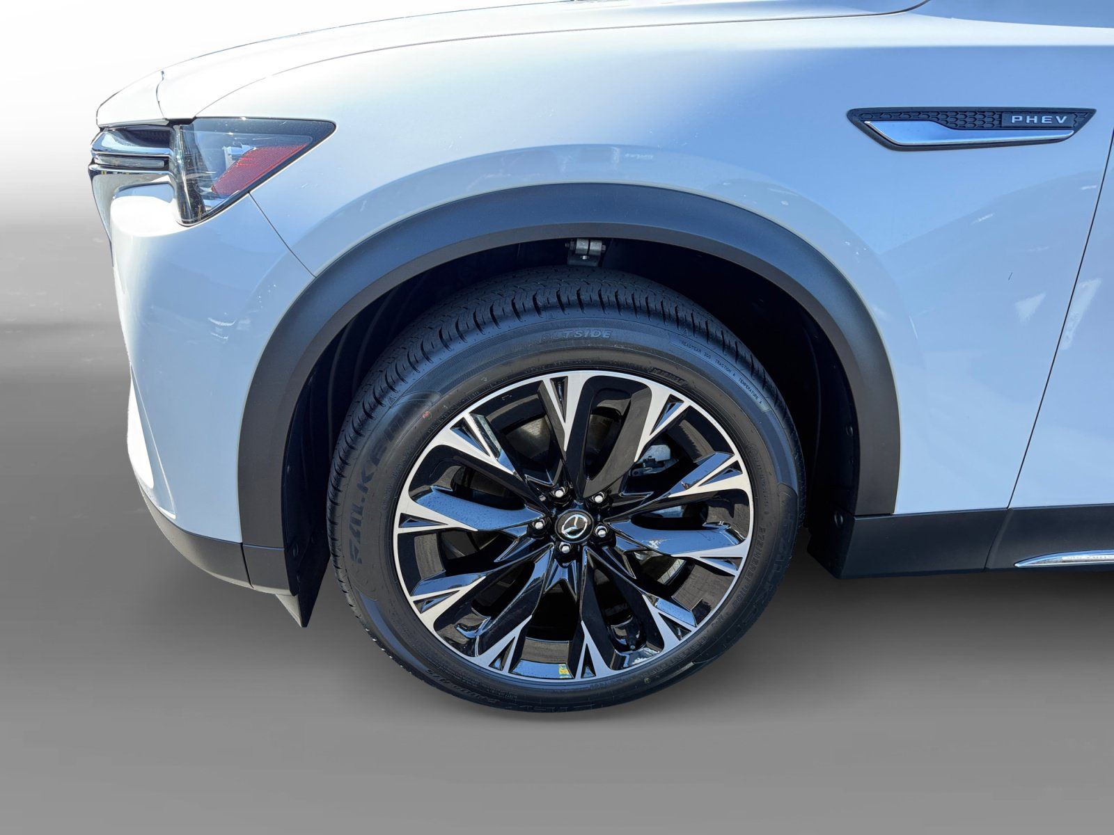 Certified 2024 MAZDA CX-90 Plug-In Hybrid w/ Premium Pkg AWD/4WD image 9