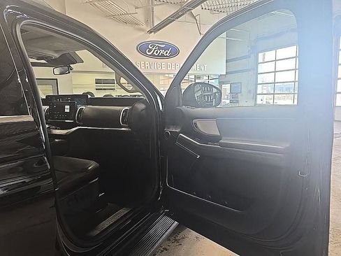 Used 2025 Ford Expedition Max Active image 43