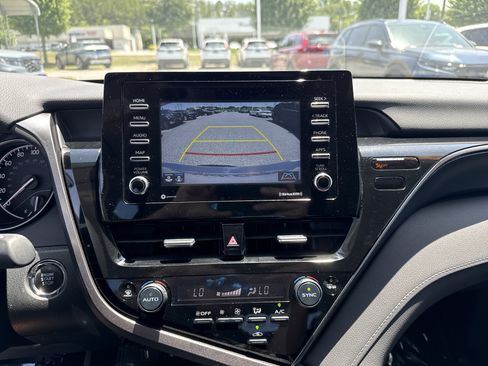 Used 2024 Toyota Camry SE w/ Convenience Package FWD image 25