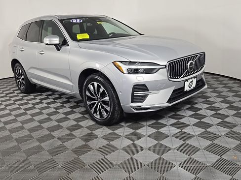 Certified 2023 Volvo XC60 B5 Plus w/ Climate Package image 2