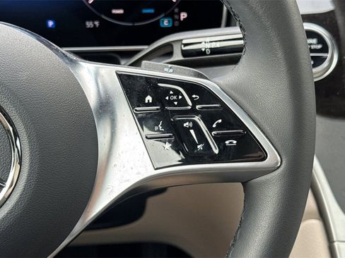 Certified 2026 Mercedes-Benz GLC 300 4MATIC image 29