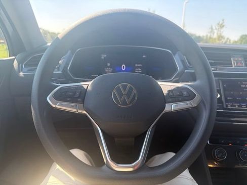 Used 2022 Volkswagen Tiguan S FWD image 45