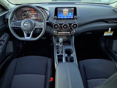 New 2025 Nissan Sentra SV image 6