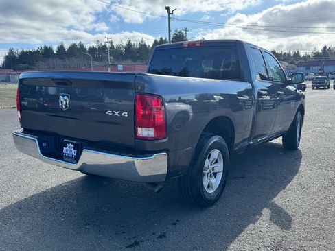 Used 2024 RAM 1500 Classic SLT image 8