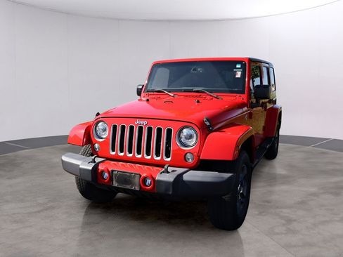 Used 2017 Jeep Wrangler Unlimited Sahara w/ Connectivity Group AWD/4WD image 1