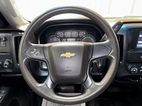 Used 2019 Chevrolet Silverado 2500 W/T AWD/4WD image 18