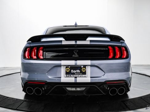 Used 2022 Ford Mustang Shelby GT500 w/ Technology Package image 8