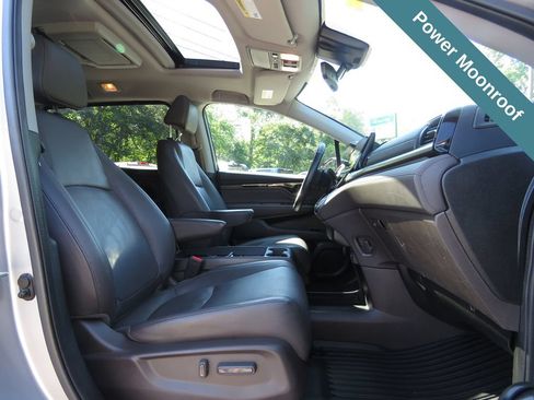 Used 2018 Honda Odyssey Elite image 13