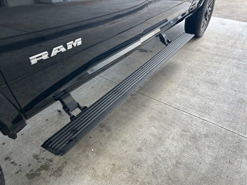 Used 2025 RAM 2500 Limited image 21