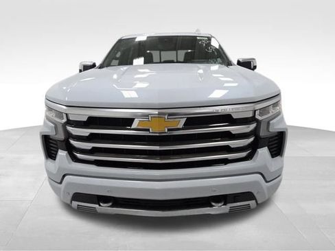 New 2026 Chevrolet Silverado 1500 High Country w/ High Country Premium Package image 8