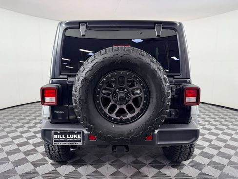 Used 2023 Jeep Wrangler Unlimited Sport AWD/4WD image 8