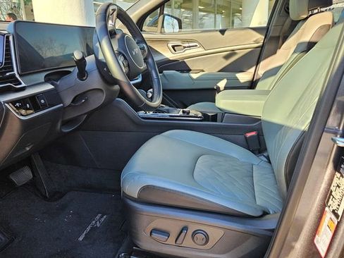 Used 2023 Kia Sportage X-Line w/ X-Line Premium Package image 9