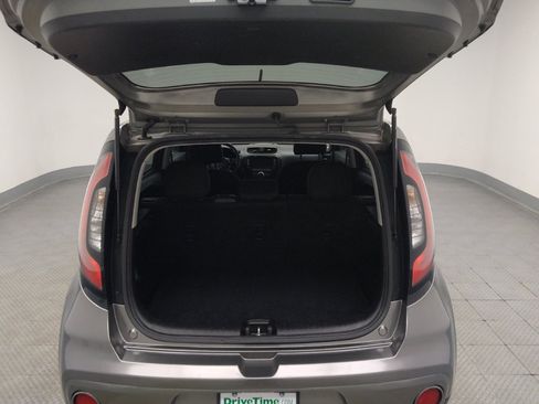 Used 2019 Kia Soul + FWD image 29