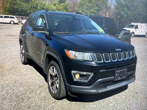 Used 2018 Jeep Compass Limited image 7