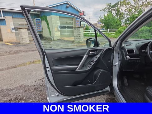 Used 2018 Subaru Forester 2.5i Premium AWD/4WD image 18