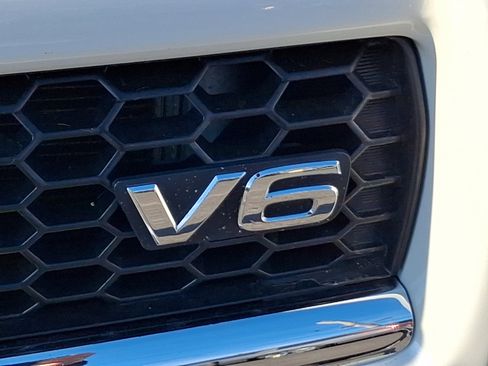 Used 2011 Toyota RAV4 Limited image 34