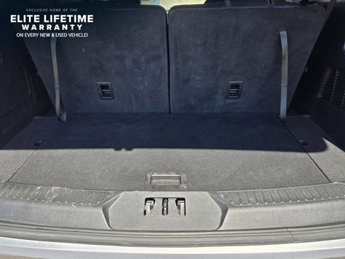 Used 2022 Ford Explorer XLT w/ Equipment Group 202A RWD image 32