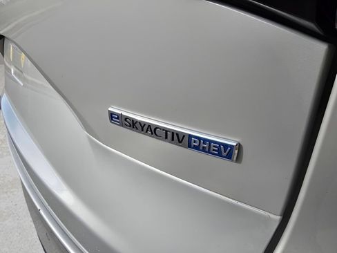 Used 2025 MAZDA CX-90 Plug-In Hybrid w/ Preferred image 11