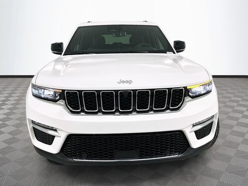 New 2025 Jeep Grand Cherokee Limited w/ Luxury Tech Group II AWD/4WD image 2