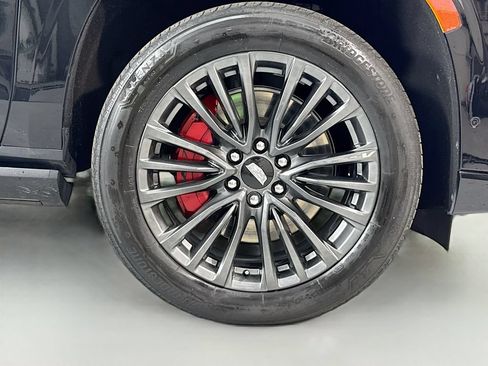 Used 2023 Cadillac Escalade V AWD/4WD image 10