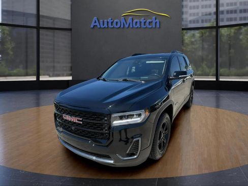 Used 2022 GMC Acadia AT4 w/ Technology Package AWD/4WD image 4