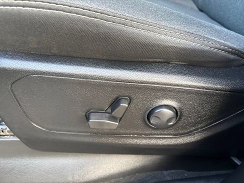 Used 2022 RAM 1500 Lone Star w/ Night Edition AWD/4WD image 15