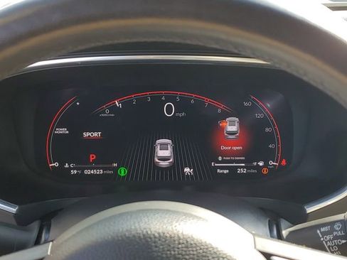 Used 2024 Acura MDX FWD w/ Technology Package image 28