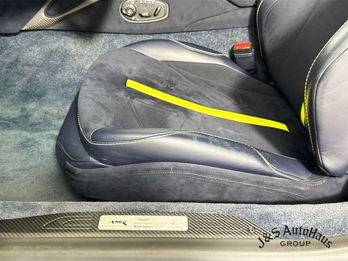 Used 2020 Aston Martin V8 Vantage AMR RWD image 26
