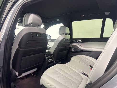 Certified 2023 BMW X7 xDrive40i w/ Executive Package image 10