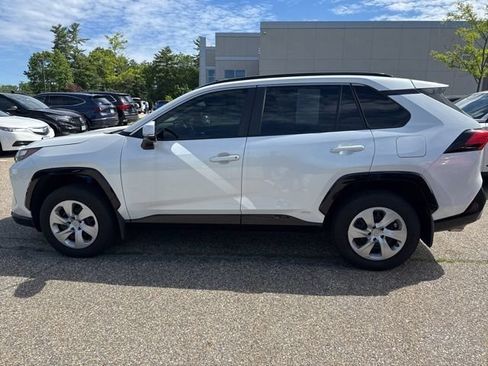 Used 2024 Toyota RAV4 SE AWD/4WD image 8